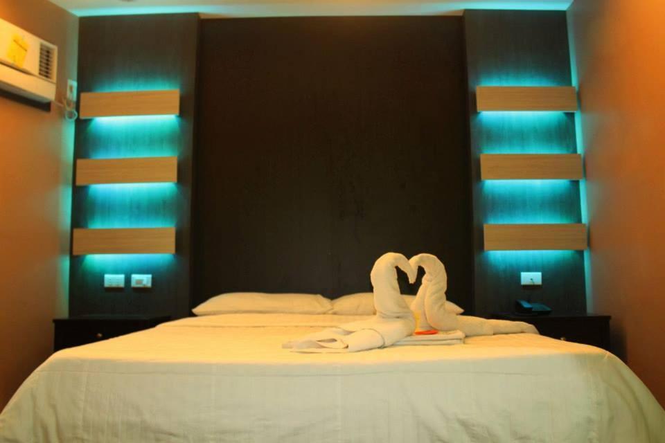 El Vistra Traveller'S Inn Calumpit Buitenkant foto