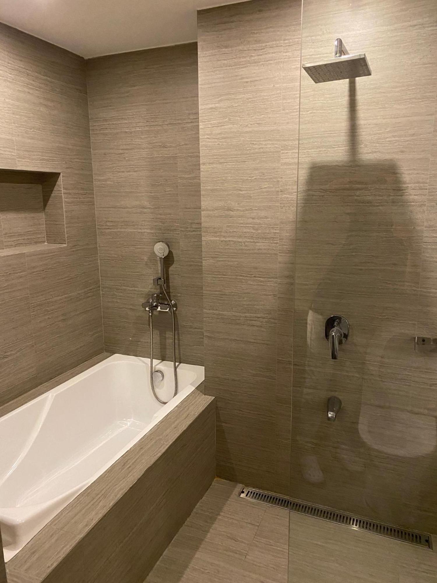 El Vistra Traveller'S Inn Calumpit Buitenkant foto